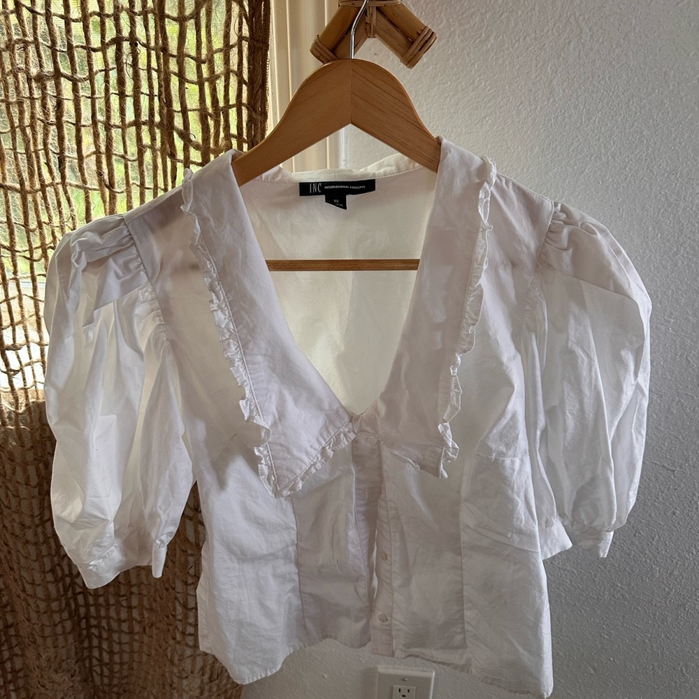 100% cotton blouse with Ruffled collar vintage xs